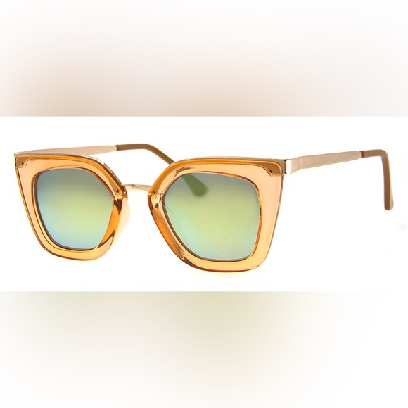 OWLS
AJ Morgan SKU: 84001-CHAMPAGNE - Picture 1 of 4